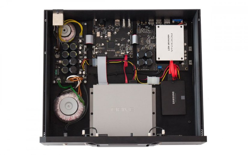 Rockna - Wavedream NET - Velikost disku SSD: 4 TB
