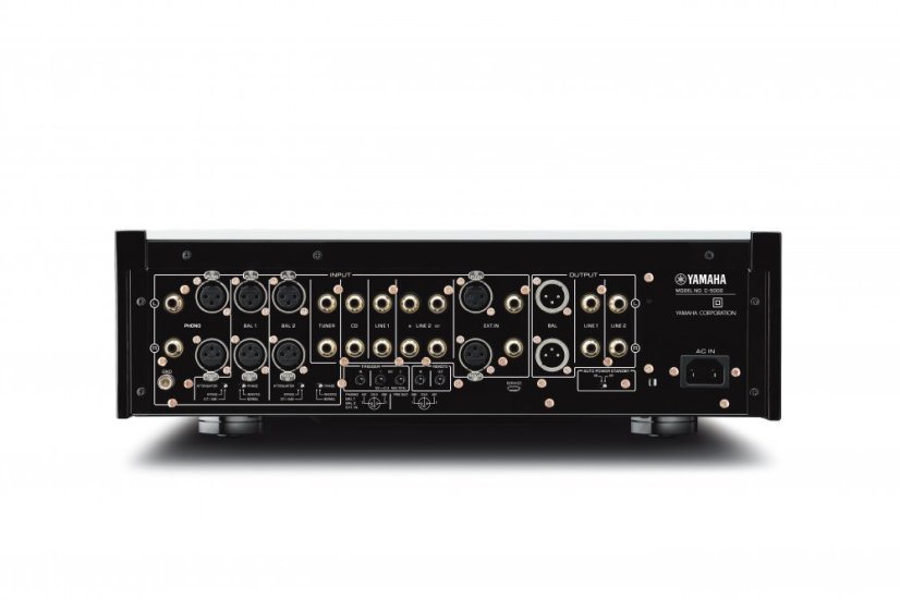 Yamaha C5000 - Barva: titanová