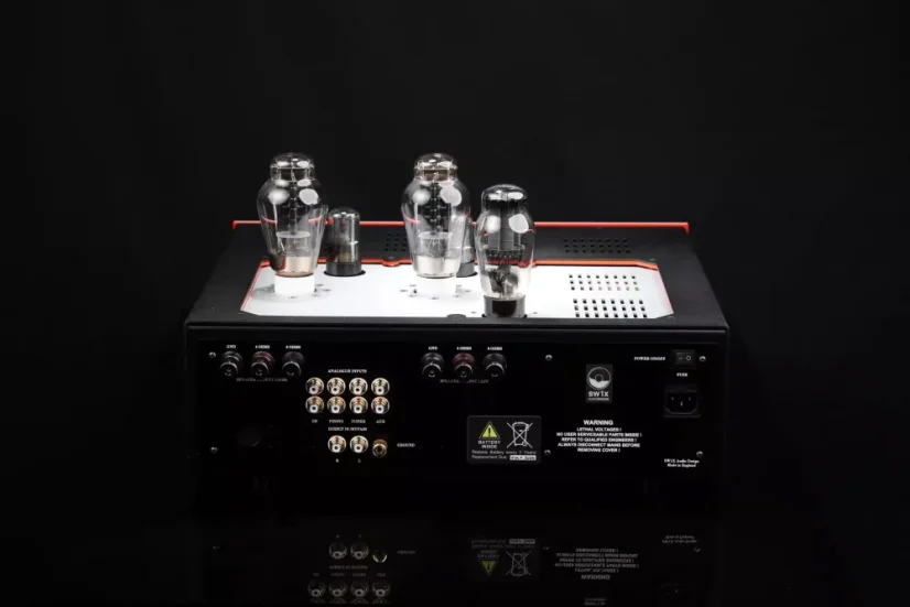 SW1X AMP IV Aura
