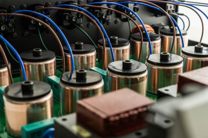 ISOL - 8  SubStation LCX
